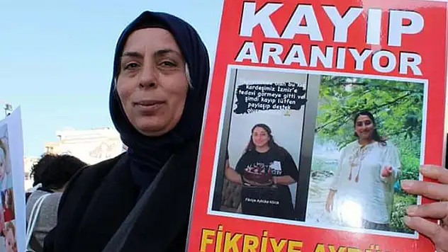 Depremde kızını kaybeden anne, 'karışıklık' ihtimaliyle tekrar DNA testi istiyor

