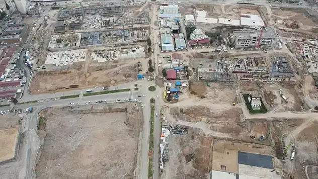 Depremin üzerinden 13 ay geçti, Kahramanmaraş böyle görüntülendi
