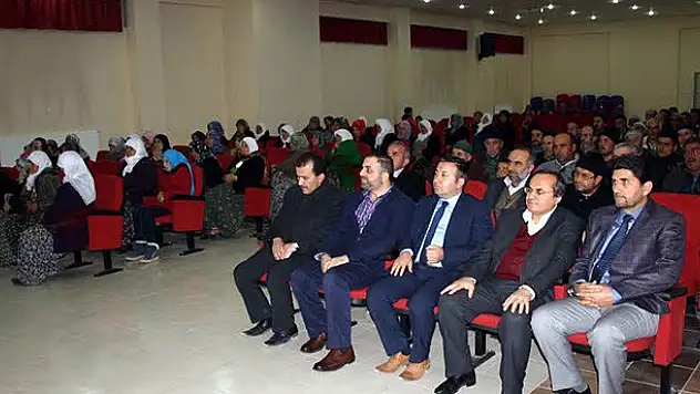 Derbent'te 'İslamda Kardeşlik Hukuku' Konulu Konferans Düzenlendi