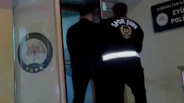 Derbi sonrası Galatasaray'a hakaretlerde bulunan taraftar gözaltına alındı