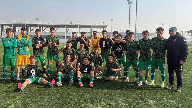 Derbide Konyaspor güldü