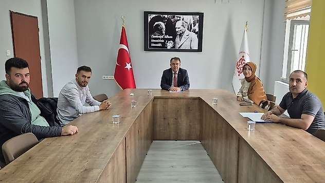 Derebucak'ta okul bahçeleri masaya yatırıldı