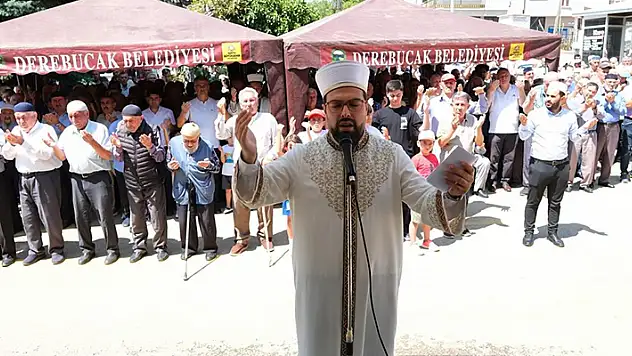 Derebucak'ta yağmur duası yapıldı
