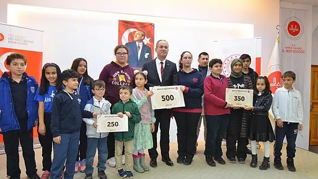 Dereceye giren sporcuların ödülleri verildi