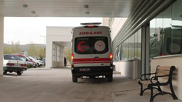 Dereye düşen 3 yaşındaki çocuk boğuldu
