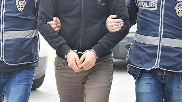 Derik'te operasyon: 12 gözaltı