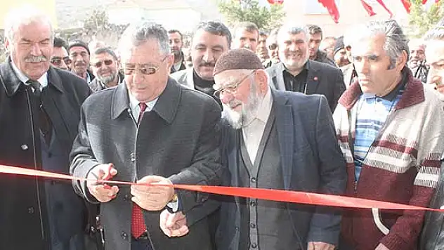 Derinkuyu'da dernek açılışı gerçekleştirildi