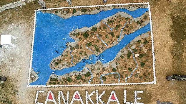 Destanın yazıldığı yarımadayı okul bahçesine taşıdılar