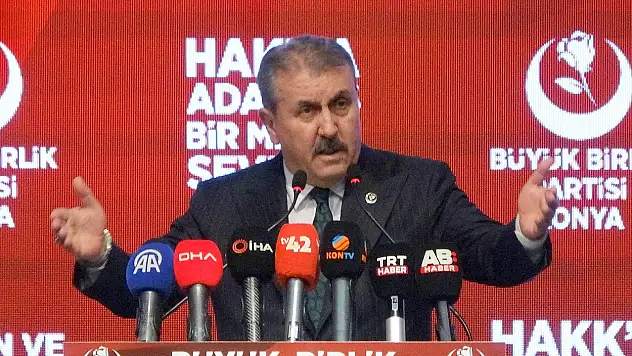 Destici, Konya'da konuştu: Ailemize saldırıyorlar