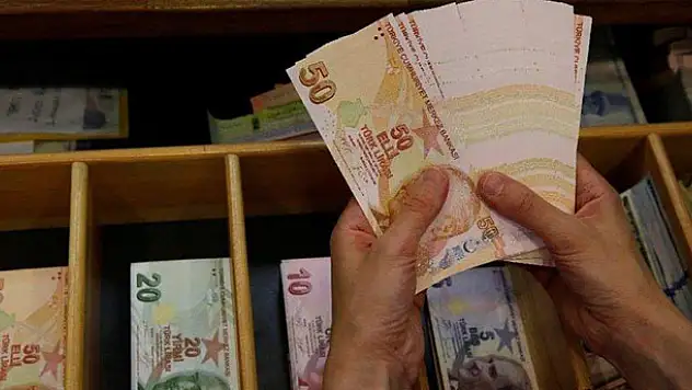 Dev banka alacaklarını sattı