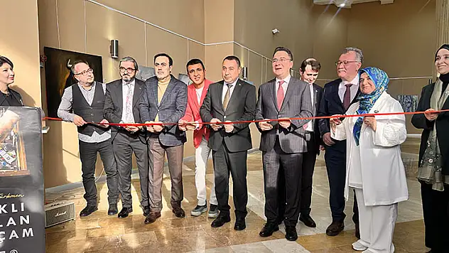 DEVA Partisi Genel Başkanı Babacan, Konya'da sergi açılışına katıldı