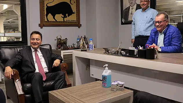 DEVA Partisi Genel Başkanı Babacan, Konya'da ziyaretlerde bulundu
