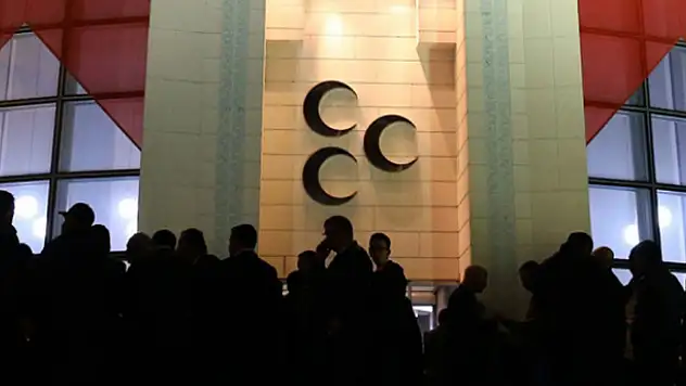 Devlet Bahçeli'den 16 Nisan talimatı