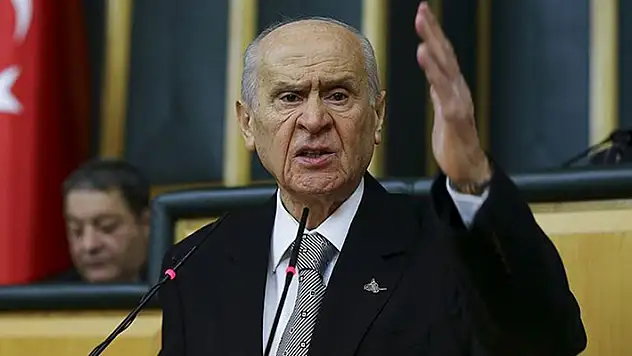 Devlet Bahçeli: Gökten düşenin parçası bulunur da, gönülden düşenin bulunmaz, bulunamaz