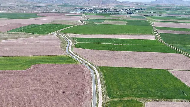 Devlet Su İşleri sulama şebekesi yatırımlarında 2023 yol haritasını belirledi
