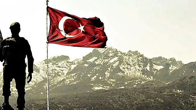 Devletin doktorundan raporlu ihanet