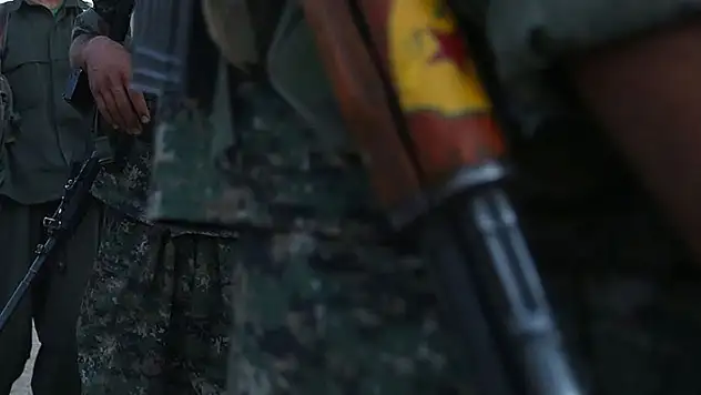 Deyrizor'da terör örgütü PKK/YPG ile Esed rejimi çatıştı
