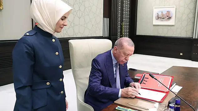 'Dijital Dünyada Çocuk Hakları Sözleşmesi'nin imza sayısı 300 bini geçti