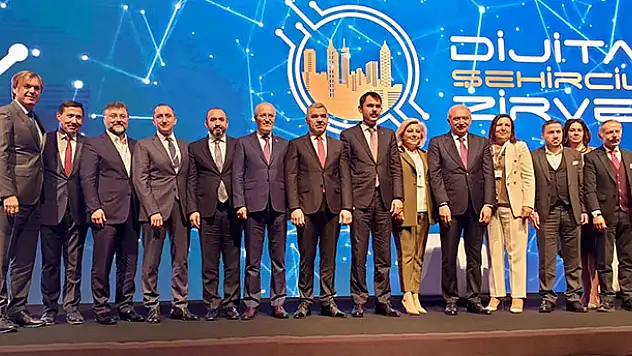 Dijital Şehircilik Zirvesi'nde Konya anlatıldı