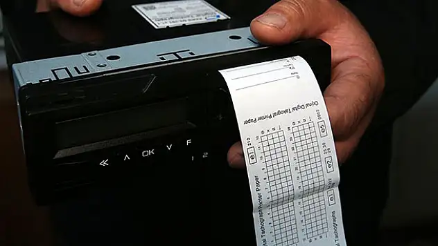 Dijital takografa geçişte 6 aylık süre uzatımı Resmi Gazete'de yayımlandı
