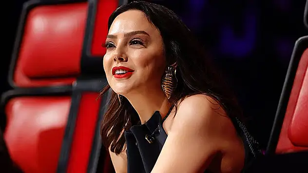 Dikkat çeken iddia: Ebru Gündeş evleniyor