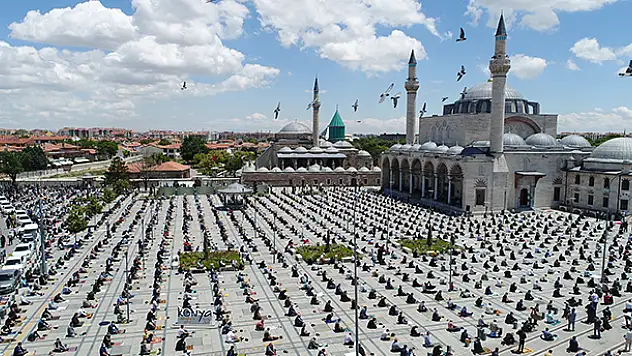 Dikkat! Konya'da bayram namazı belirlenen açık alanlarda da kılınacak