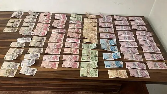 Dilencinin üzerinden bakın kaç TL çıktı 