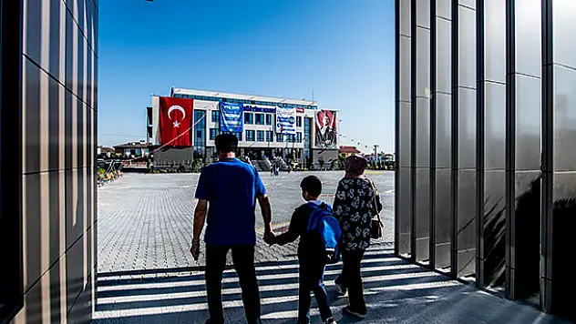 Diltaş farkıyla eğitimde 40. yıl!