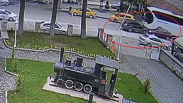 Direksiyon başında kalp krizi geçirip kaza yapan sürücü öldü
