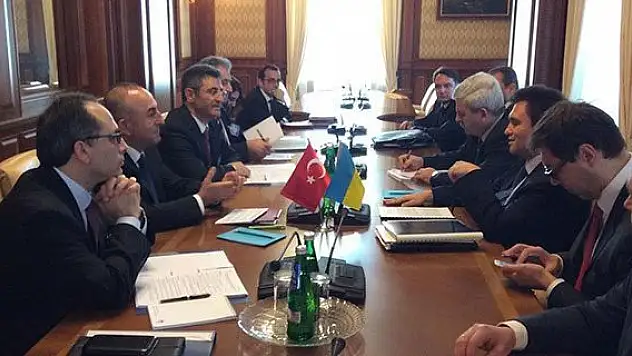 Dışişleri Bakanı Çavuşoğlu Ukrayna'da