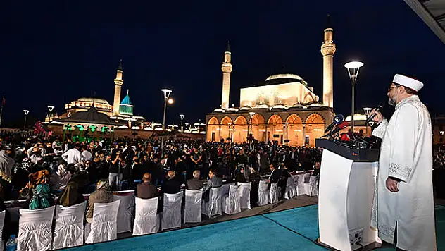 Diyanet İşleri Başkanı Erbaş'tan zekat çağrısı