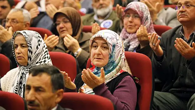 Diyanetin web sitesi kilitlendi - hac.diyanet.gov.tr neden açılmıyor?