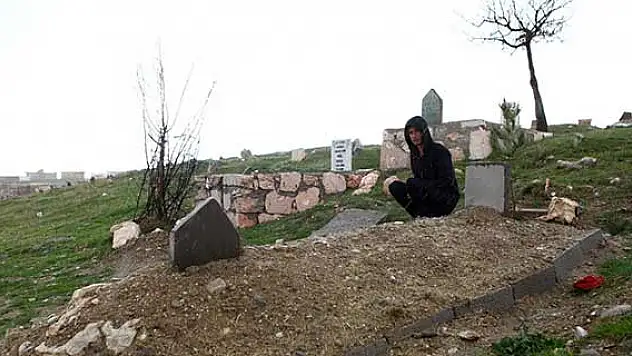 Diyarbakır'da 17 yaşındaki evli kadının intiharı