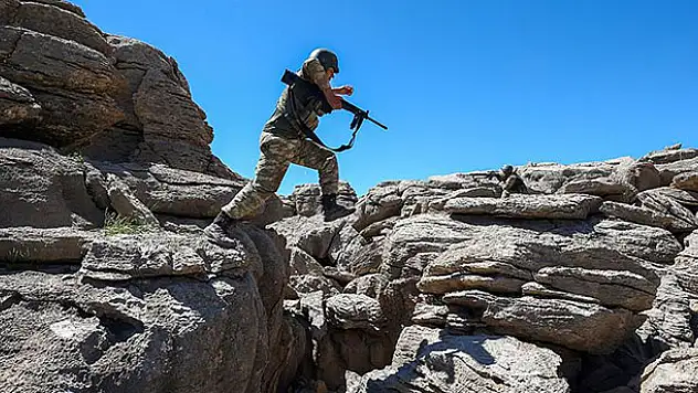 Diyarbakır'da 3 PKK'lı terörist etkisiz hale getirildi
