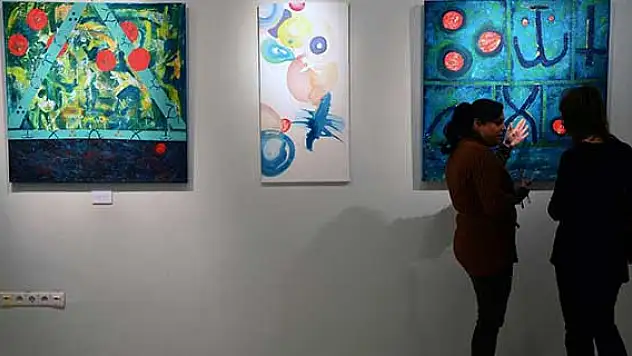 Diyarbakır'da '5N 13K' karma sergisi açıldı