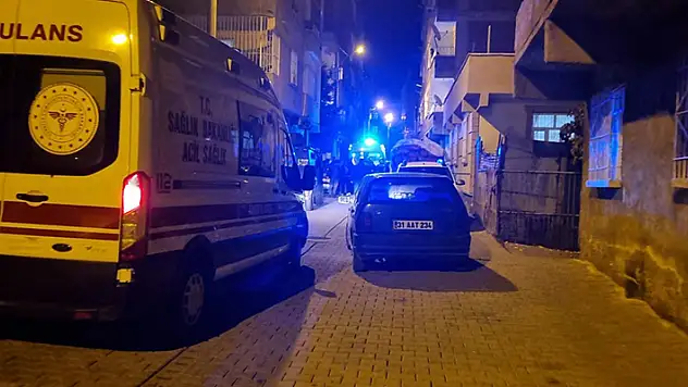 Diyarbakır'da akraba iki aile arasında taş- sopa ve bıçaklı kavga: 3 yaralı

