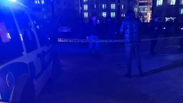 Diyarbakır'da akraba kavgası! Amca ile yeğen birbirine silah çekti: 1 ölü