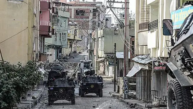 Diyarbakır'da Askere Hain Saldırı : 1 Şehit