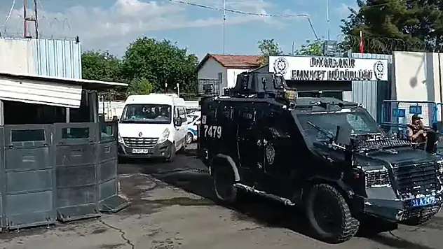 Diyarbakır'da çeteye 'Demir' operasyonu: 10 gözaltı
