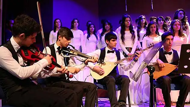 Diyarbakır'da 'Dinler ve Diller' konseri