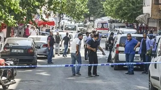 Diyarbakır'dan acı haber: 1 polis şehit, 1 yaralı