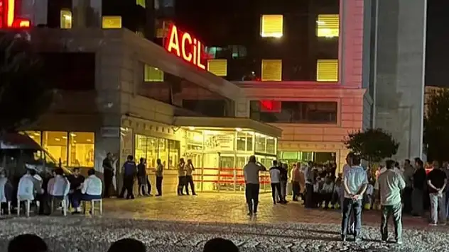 Diyarbakır'da damada silahlı saldırı: 1'i ağır 2 yaralı
