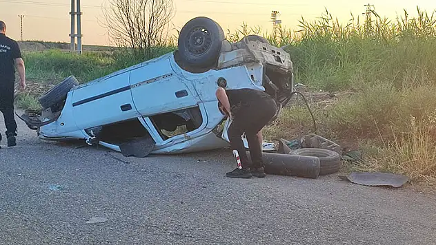 Diyarbakır'da otomobil devrildi: 1 ölü, 4 yaralı