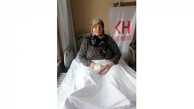Dizlerine Takılan Protezle Yeniden Yürüyebilecek