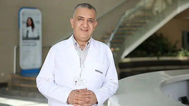 Doç. Dr. Mustafa Ülker: 'Sigara içenler daha az tat alıyor'