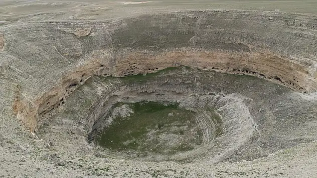 Doğa tutkunlarının ilgiyle ziyaret ettiği göller bir bir kuruyor