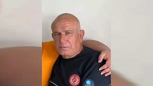 Doğadan topladığı mantardan zehirlenen itfaiyeci hayatını kaybetti