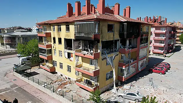Doğalgaz patlamasının sebebi kesilen borudan sızan gaz çıktı