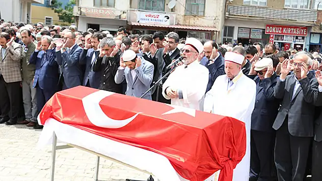 Doğanhisar Belediye Başkanı Öztoklu toprağa verildi