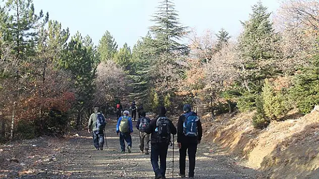 Doğaseverlerden Tabiat Parkına Doğa Yürüyüşü